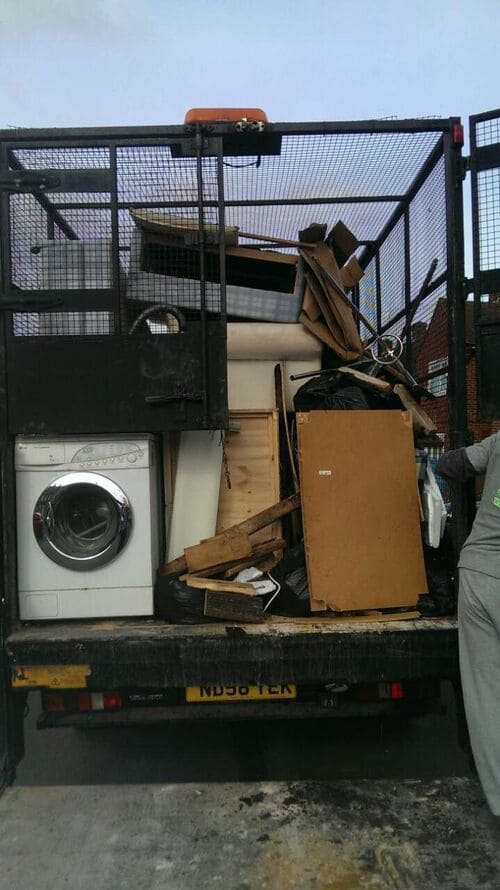 UB8 junk removal companies Uxbridge